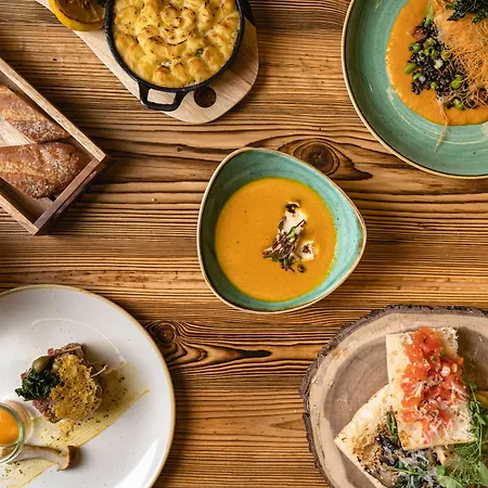 The Bridge קרקוב